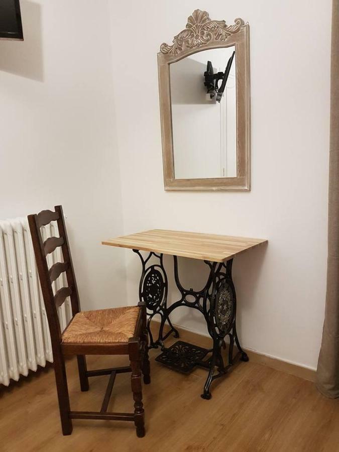 23 Rue Jean Amade Apartman Céret Kültér fotó
